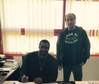 “Επεσαν” οι υπογραφές με Σχορτσιανίτη