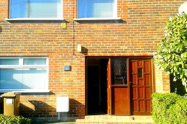 Στο σπίτι που μεγάλωσε ο Τζορτζ Μπεστ