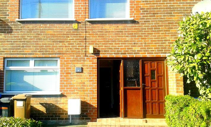 Στο σπίτι που μεγάλωσε ο Τζορτζ Μπεστ