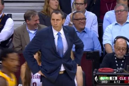 Η αντίδραση του Μπλατ στο κάρφωμα του Αντετοκούνμπο