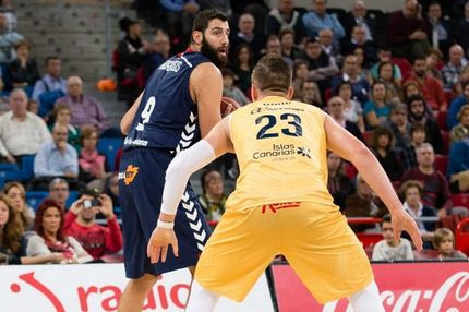 Αντίπαλοι Ολυμπιακού: Κάνει πλάκα ο Μπουρούσης