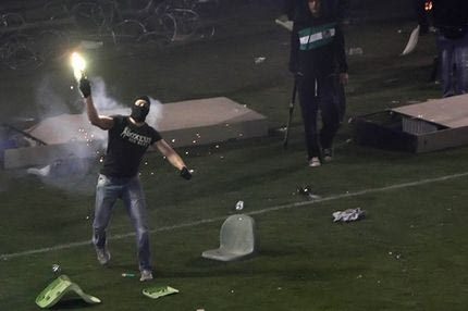 VIDEO ΣΟΚ από τα επεισόδια μέσα στη γήπεδο της Λεωφόρου