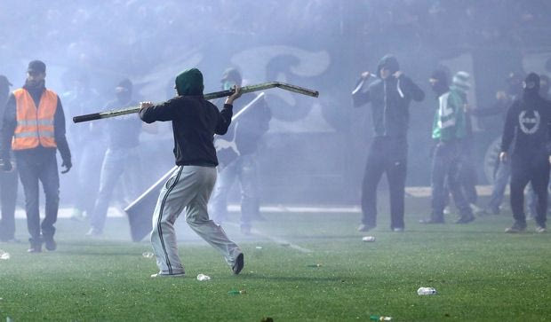 “Εγκληματική ομάδα” στα επεισόδια της Λεωφόρου!