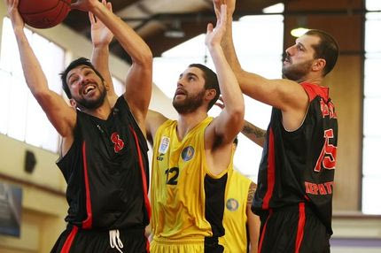 6η αγ.: Νέες νίκες για Φάρο και Κύμη