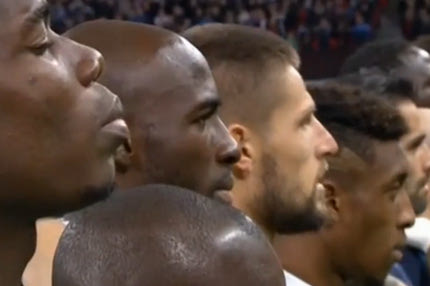 Το “Γουέμπλεϊ” έψαλε τη “Μασσαλιώτιδα”