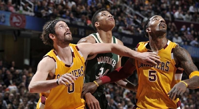 Αποθέωση από Κιντ, προσγειωμένος ο Γιάννης