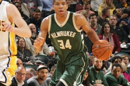 Βαριά ήττα οι Μπακς, στα “ρηχά” ο Giannis