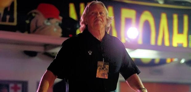 Στηβ Γιατζόγλου: O τέλειος πυροσβέστης