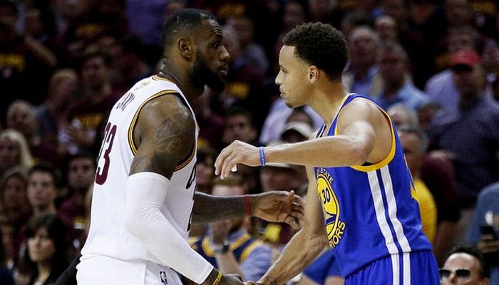 Ο Λεμπρόν παραμένει καλύτερος από τον Κάρι στο… 2k16