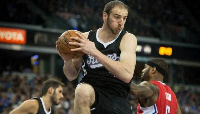 Οι Καβαλίερς υπέταξαν τους Κινγκς του Κουφού