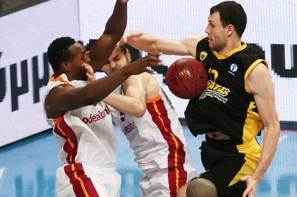 ΑΕΚ – Γαλατασαράι 73-86