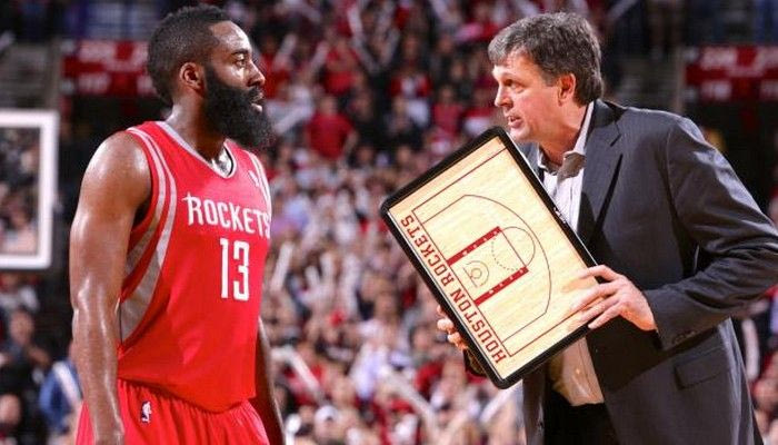 Επίθεση Μακ Χέιλ σε Χάρντεν και Χάουαρντ