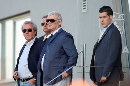 Μελισσανίδης: “Γελάνε και τα σκυλιά με τα πέναλτι του Ολυμπιακού”