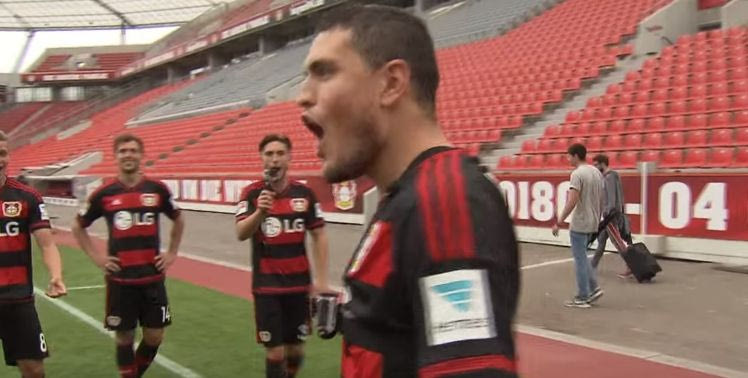 Ο Παπαδόπουλος σκοράρει με απευθείας εκτέλεση κόρνερ!