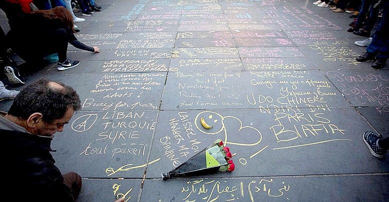 Το μεγάλο κάδρο πίσω από τη σφαγή στο Παρίσι