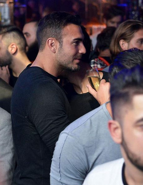 Η Super League πάει… Κολωνάκι