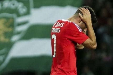 Η αγκωνιά στον Σάμαρη και η κόντρα Μπενφίκα-Σπόρτινγκ