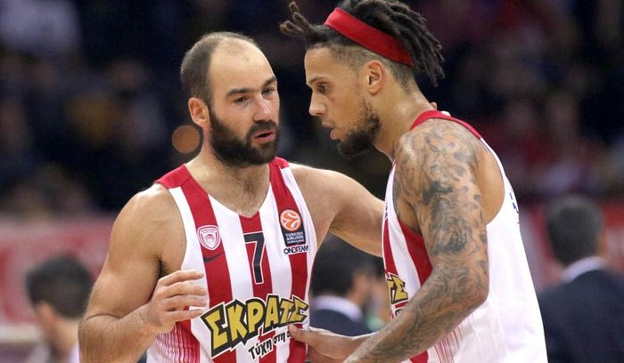 Tης αμύνης τα παιδιά και η γκίνια!