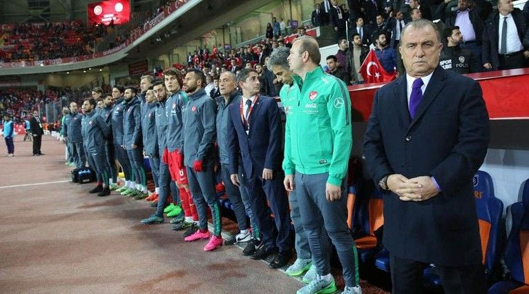 Έξαλλος ο Τερίμ με τους οπαδούς που αποδοκίμασαν