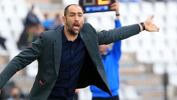 Εκνευρισμένος αποχώρησε ο Τούντορ από τη συνέντευξη Τύπου