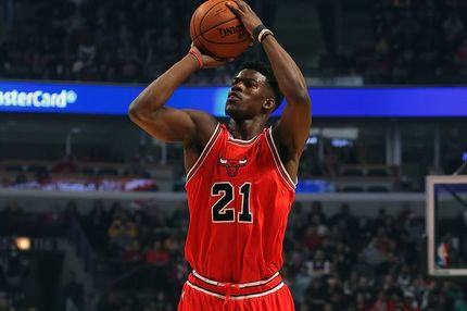 VIDEO: Τρομερό buzzer beater από τον Μπάτλερ