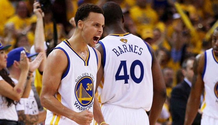 Το… χριστουγεννιάτικο ρεκόρ των Γουόριορς