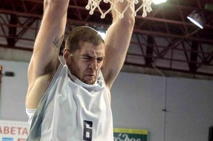 Αρκαδικός-Λαύριο 98-90