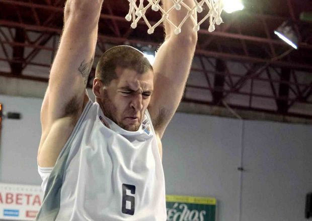 Αρκαδικός-Λαύριο 98-90