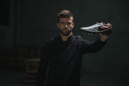 H NIKE αποκαλύπτει το θρυλικό TIEMPO LEGEND 6