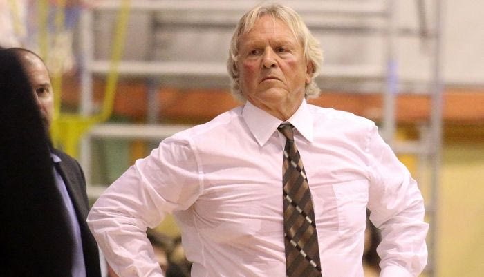 Γιατζόγλου: “Η ζωή συνεχίζεται, θα πιούμε κάνα ουίσκι το βράδυ”