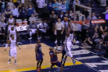 TOP-10: Κάρφωμα Buzzer Beater!