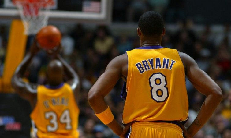 Ο Σακίλ πήρε θέση: “Να αποσυρθεί το Νο 8 για τον Κόμπε”