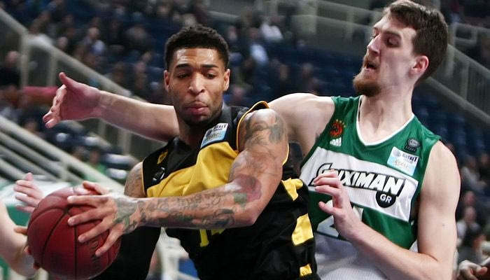 Αμφίβολος με Φενέρμπαχτσε ο Κούζμιτς