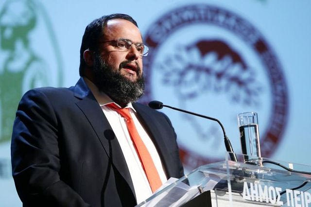 Οι ευχές Μαρινάκη για το νέο έτος