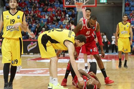 VIDEO: Η απίθανη κίνηση του Μαυροκεφαλίδη και το ολέθριο λάθος του Καλαμπόκη