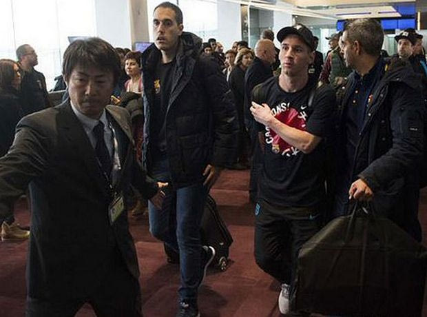 Έφτυσαν τον Μέσι οι οπαδοί της Ρίβερ Πλέιτ