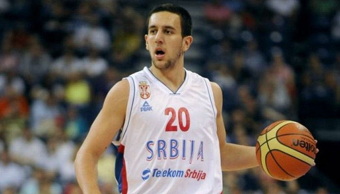 Άλλαξε πλέι μέικερ ο Ερυθρός Αστέρας