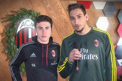 VIDEO: Οι ευχές των παικτών της Μίλαν