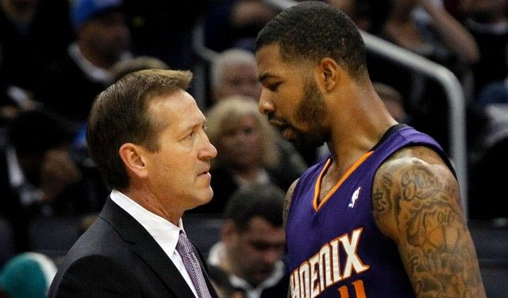 Ο Μόρις πέταξε πετσέτα στον Χόρνατσεκ