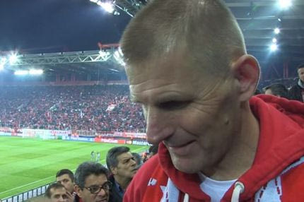 Ο Ολυμπιακός τίμησε τον Θανάση Μπαράκα