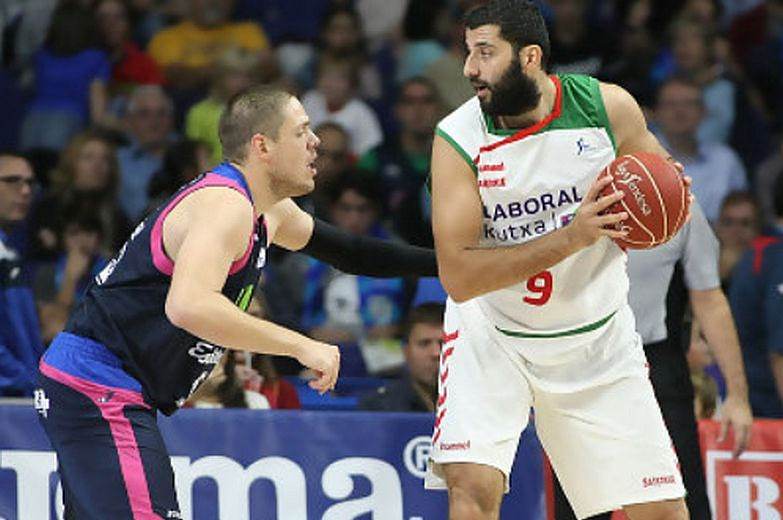 Επεισόδιο του Μπουρούση με οπαδό!