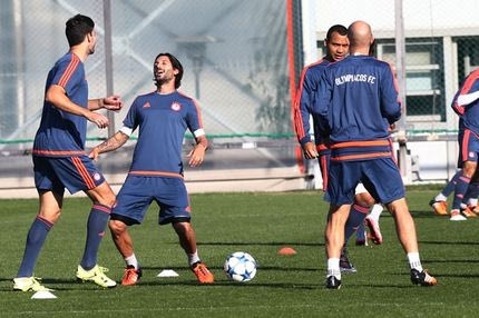 Η τελευταία προπόνηση του Ολυμπιακού πριν την Άρσεναλ