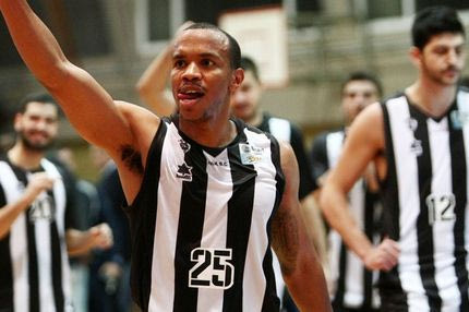 Ο ΠΑΟΚ και τα… πολλά του τρίποντα