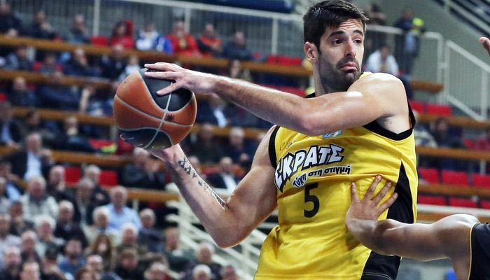 Αμφίβολος ο Σάκοτα με Ολυμπιακό