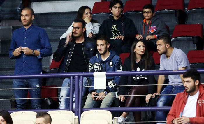 “Ερυθρόλευκη” πεντάδα στο ΣΕΦ