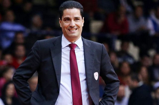 Σφαιρόπουλος: “Καλύτεροι από παιχνίδι σε παιχνίδι”