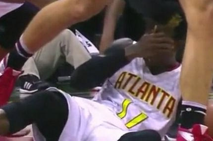 VIDEO: Γονατιά και μείον ένα δόντι για τον Σρέντερ