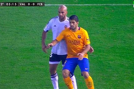 VIDEO: Το πάτημα του Σουάρες στον Αμντενούρ