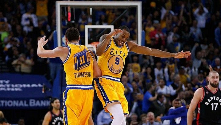 VIDEO: Ο Ιγκουοντάλα δεν πήγε στο ριμπάουντ, πανηγύρισε το τρίποντο πριν μπει