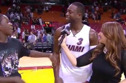 VIDEO: O Oυέιντ τζούνιορ αποθεώνει τον μπαμπά